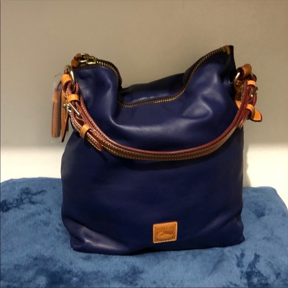 Dooney & Bourke Handbags - Dooney & Bourke McKenzie tote purse handbag